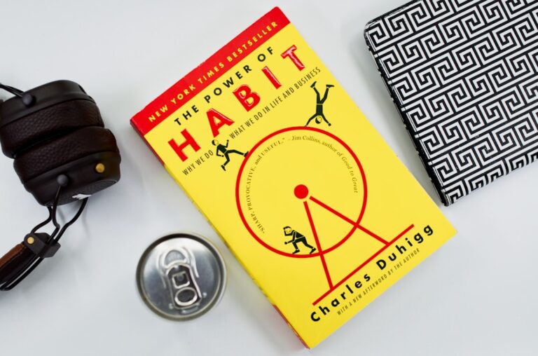Cum să-ți creezi un obicei din citit în doar 21 de zile