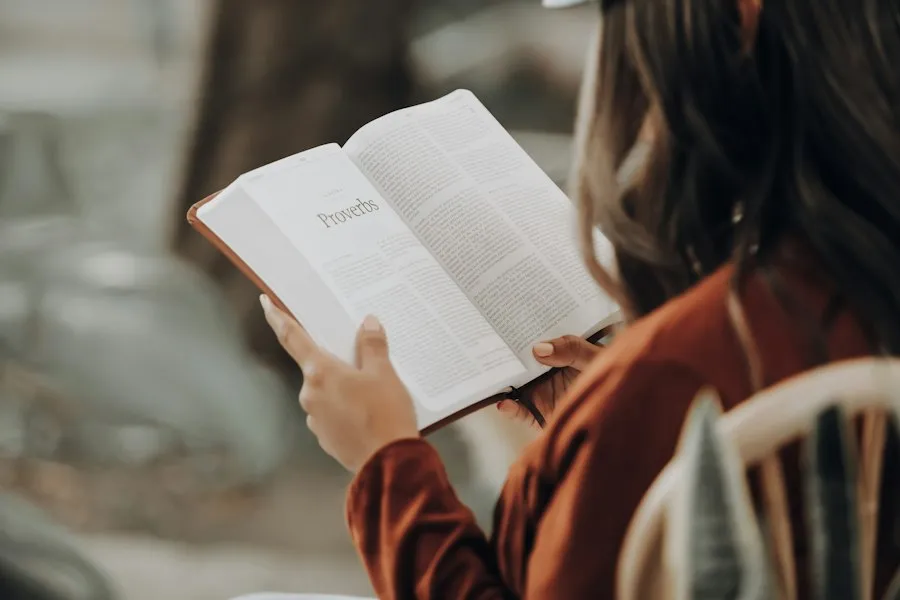 how to choose books to read guide